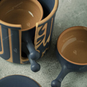 مضيفه مكسرات