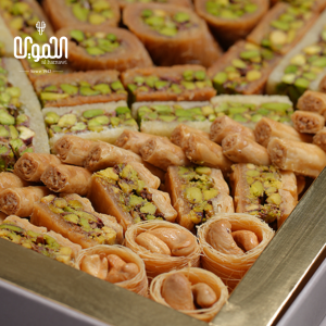 مشكل بقلاوة حجم كبير